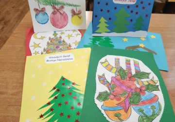 Powiększ obraz: Kartki świąteczne dla Seniorów z Domu Pomocy Społecznej w Kraśniku.